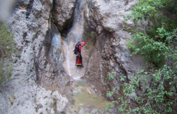 Canyoning in the Ravine of Venascle, Moustiers-Sainte-Marie