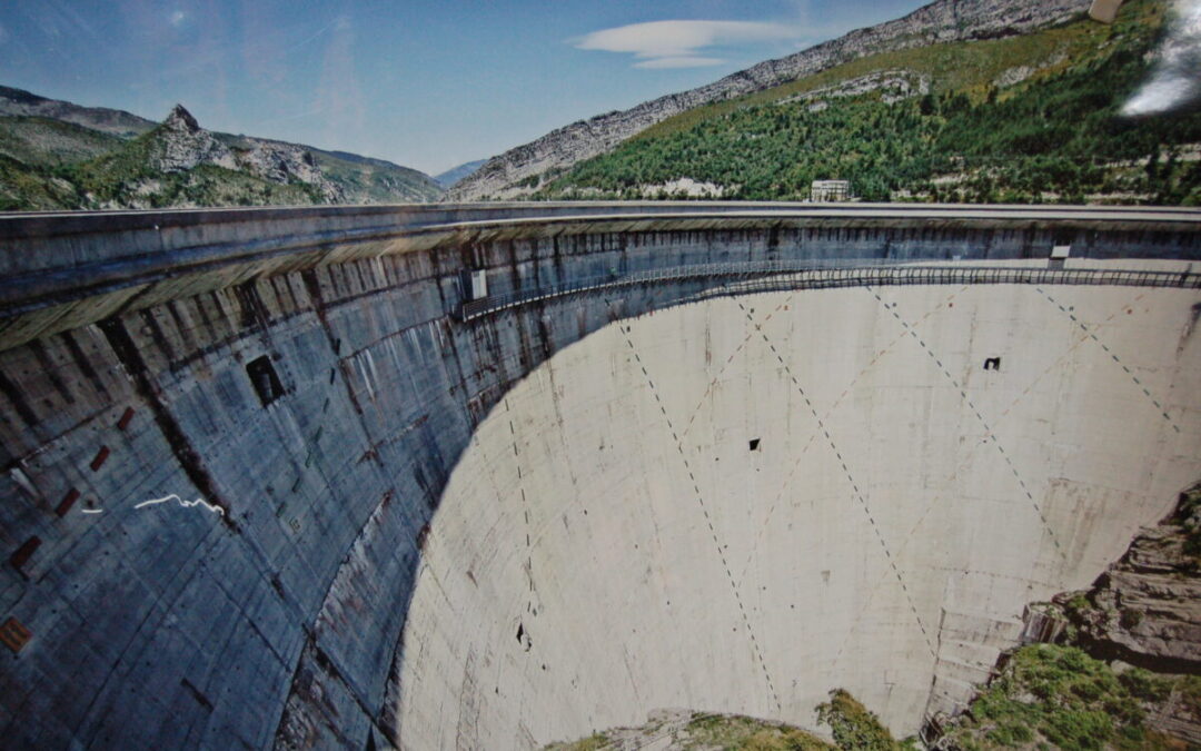 Construction du barrage de Castillon